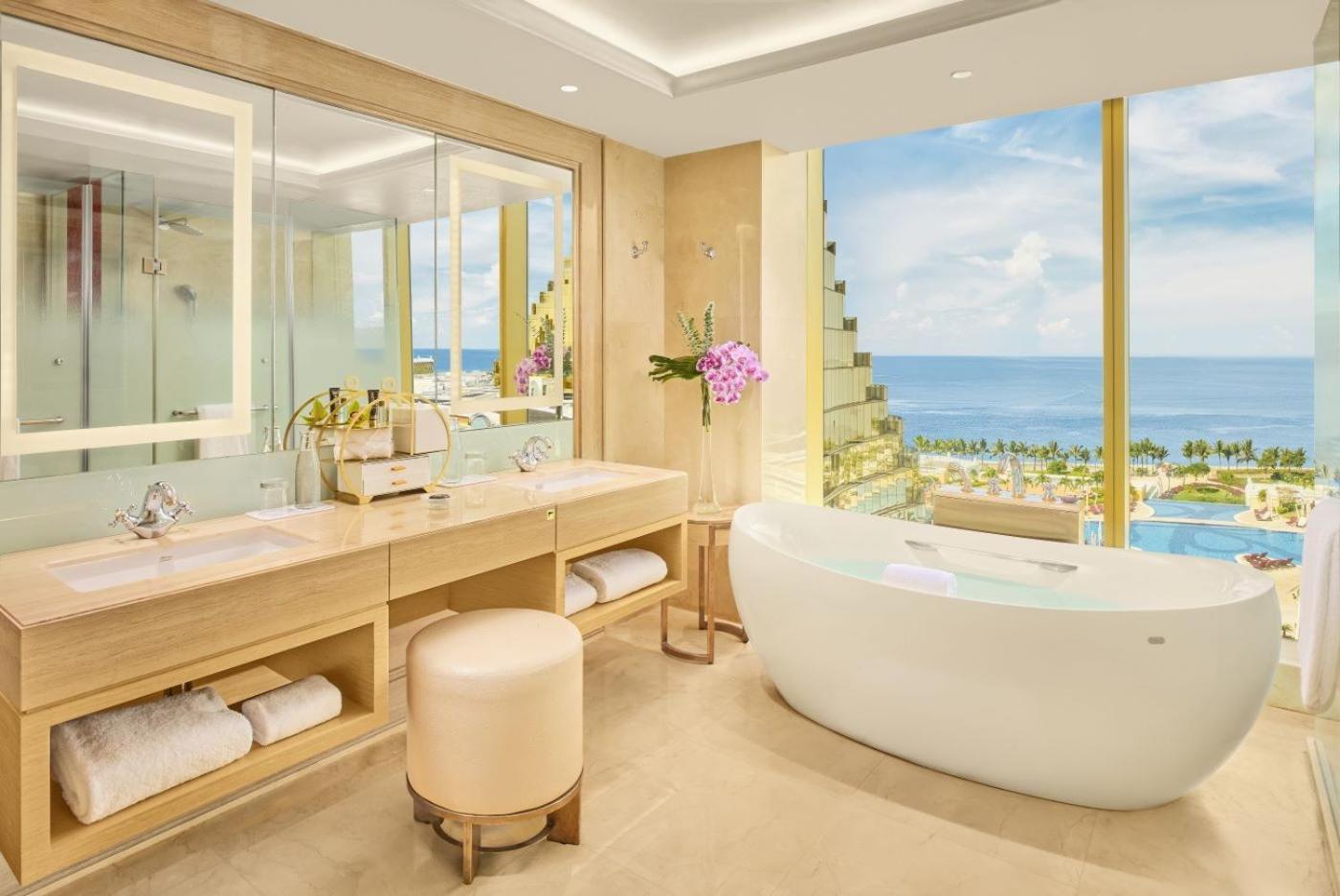 Okada Manila Resort 5*